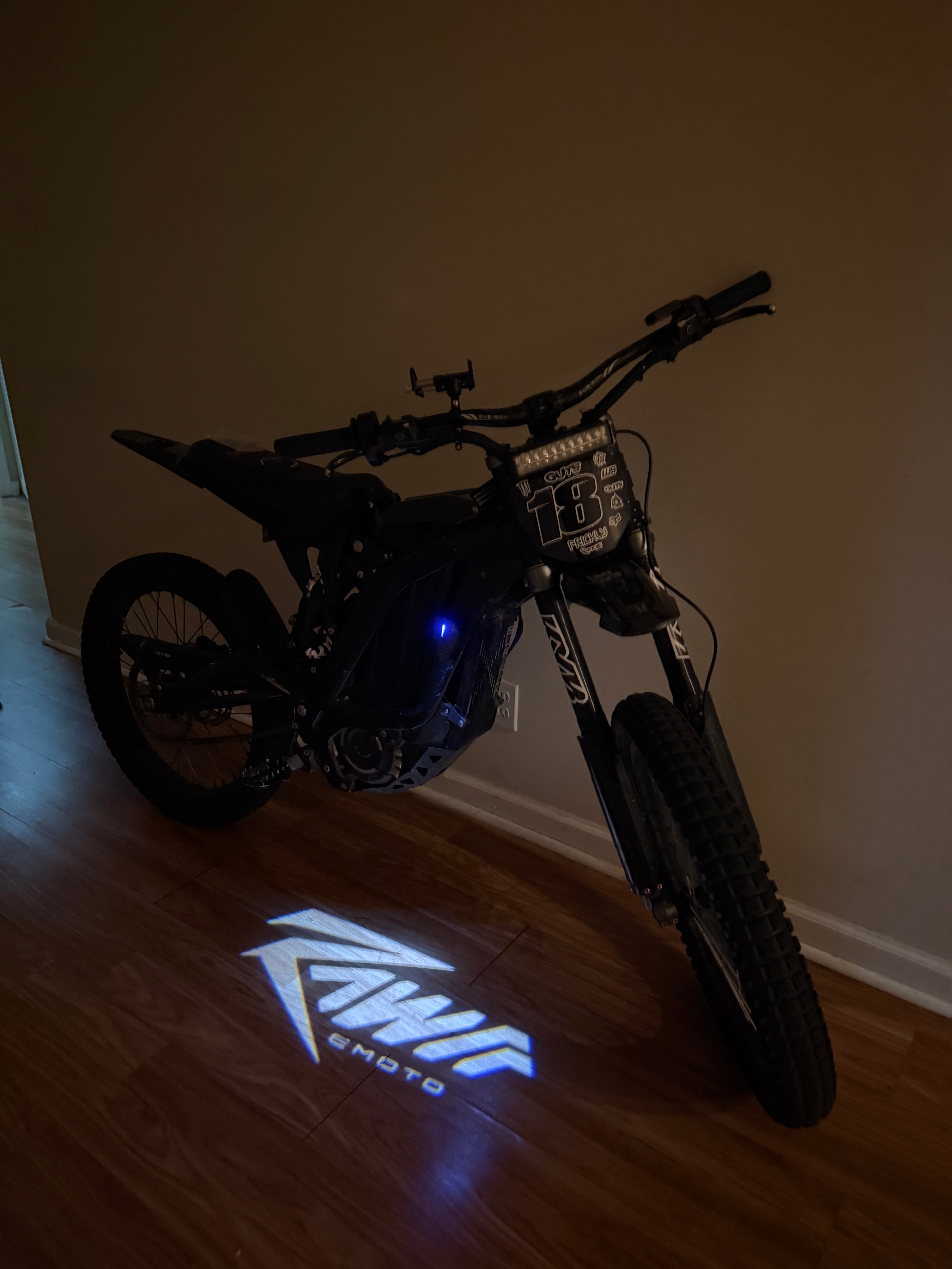 SurLight (Rawr Mantis)