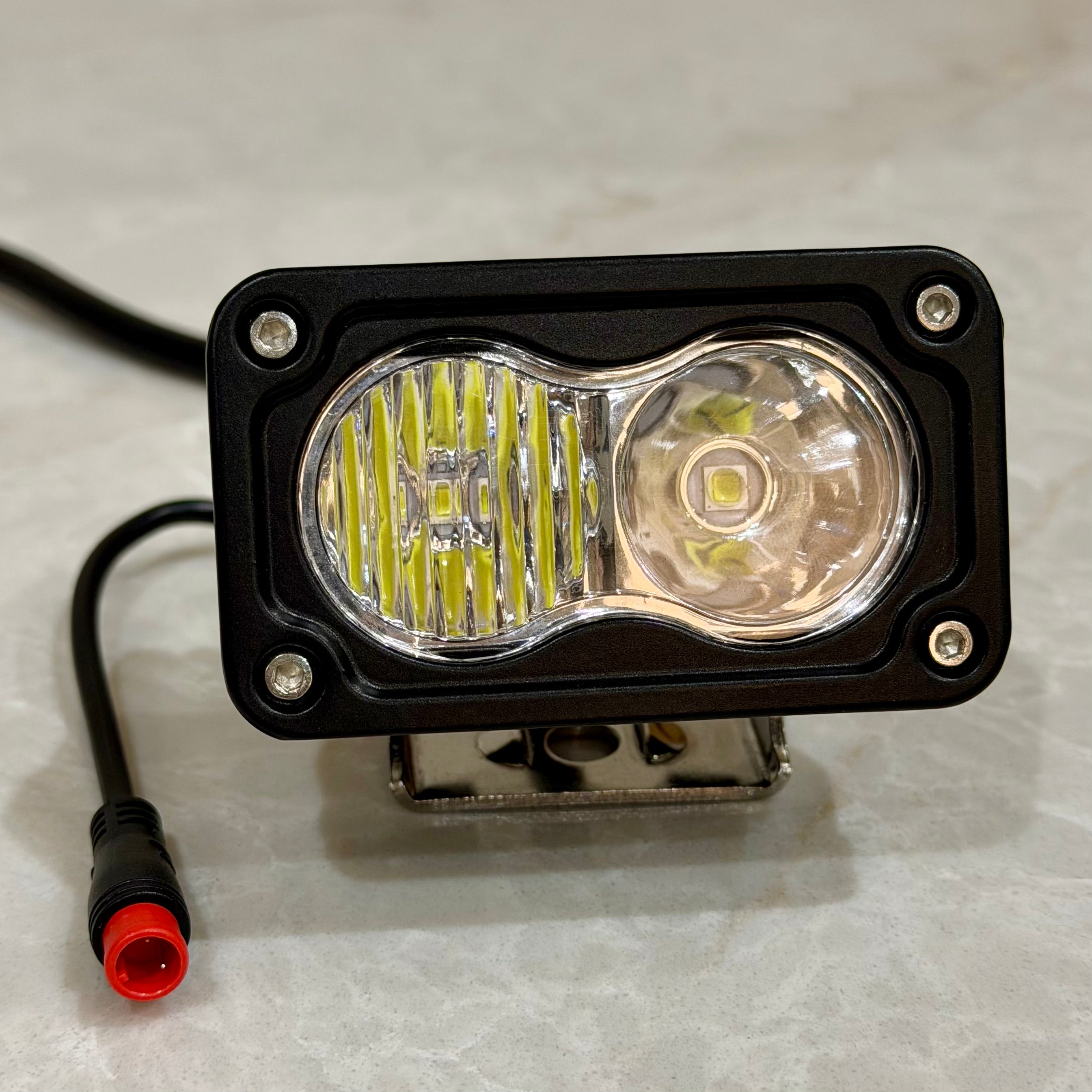 Baja Light V2 (plug and play, CUSTOMIZABLE)